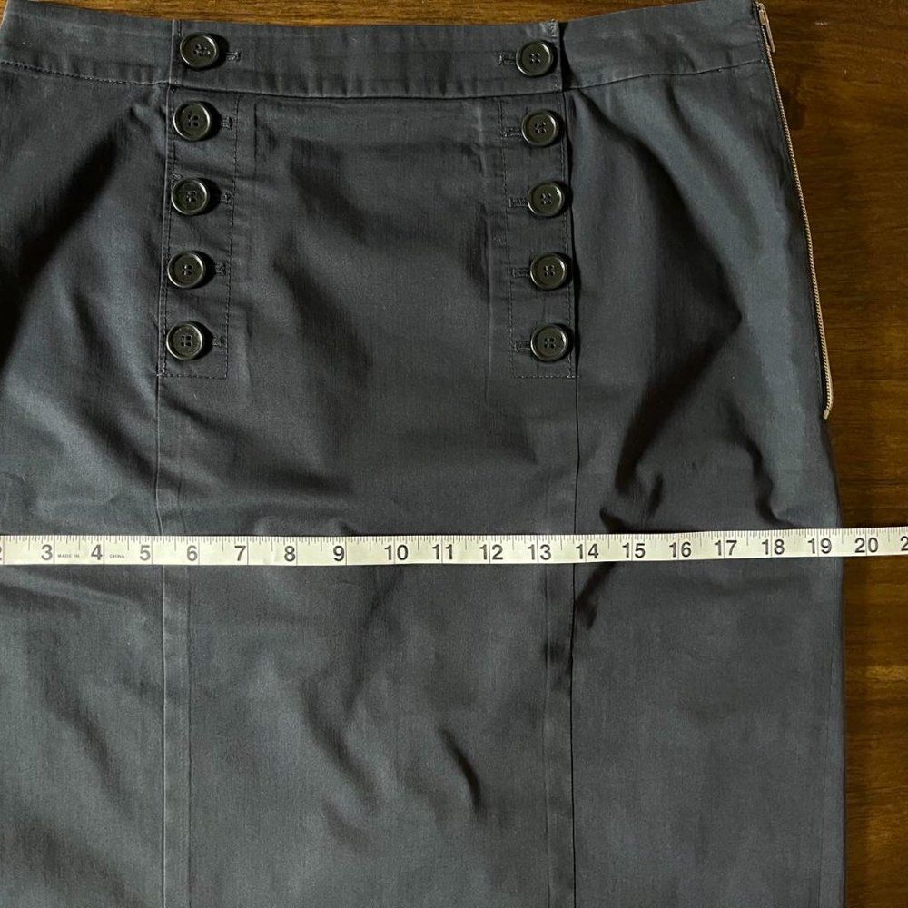 Ann Taylor Button Accent Pencil  Casual Career  Size 10